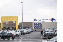 Carrefour Location Photo